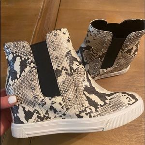 ALDO Snakeskin High-Top Wedge